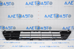 Ford Fusion mk5 17-18 front bumper lower grille gloss