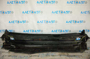Windscreen wiper grille plastic Infiniti JX35 QX60 13- cracked