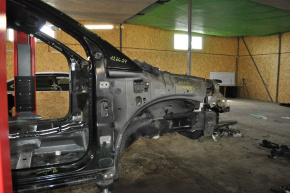 Quarter front right Jeep Compass 11-16 black