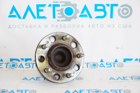 Rear left hub Kia Optima 11-15