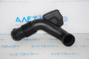 Air duct for the Kia Optima 16-20 manifold