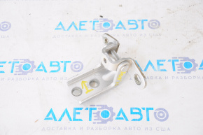 Lower rear left door hinge for Kia Sorento 10-15