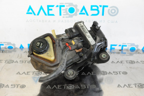 Nissan Altima 13-14 power steering pump with reservoir