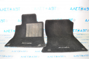 Set of floor mats for Nissan Altima 19-22