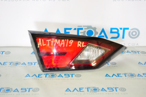 Light inside trunk lid left Nissan Altima 19-24