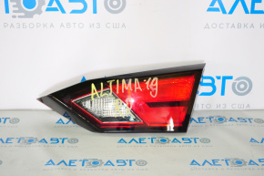 Light inside trunk lid right Nissan Altima 19-24