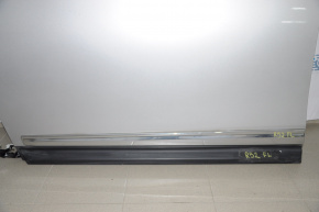 Lower front left door molding for Nissan Pathfinder 13-20 chrome