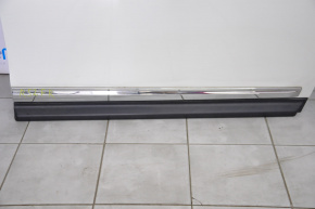 Lower front right door molding for Nissan Pathfinder 13-20 chrome