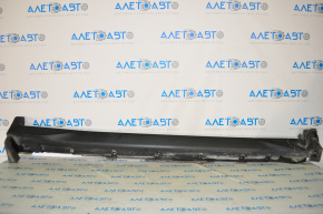 Right threshold Nissan Rogue 14-16 is pressed/torn
