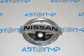 Nissan Rogue 14-16 front grille emblem for camera