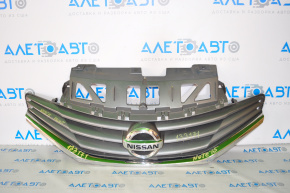 Radiator grill grill Nissan Versa Note 13-16 prerest without camera, with emblem