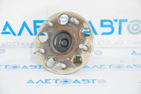 Rear right hub Toyota Camry v70 18-24 FWD