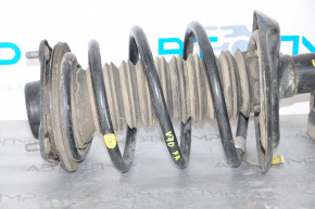 Front right spring Toyota Camry v70 18-24 2.5 FWD SE/XSE