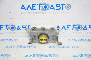 Passenger airbag in the dashboard of a 2014-19 Toyota Highlander