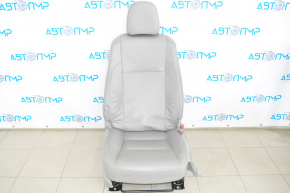 Toyota Highlander 14-16 passenger seat without airbag, gray leather
