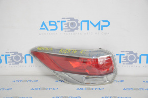 Light outer wing left Toyota Highlander 14-16