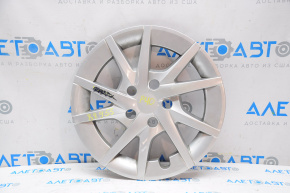 R16 Toyota Prius V 12-14 wheel cap scratches