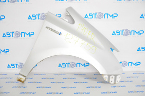 Front right wing Toyota Prius V 12-17