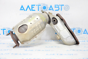 Rear exhaust manifold with catalytic converter for Toyota Sienna 11-16 3.5 FWD, rusty