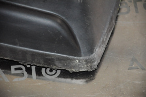 Mudguard front right Toyota Sienna 11-14 worn, torn