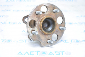Rear left hub Toyota Sienna 11-20 FWD