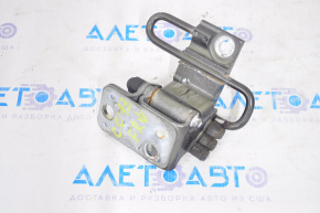 Lower front right door hinge VW CC 08-17