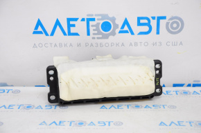 Passenger airbag in the dashboard of the VW CC 08-17