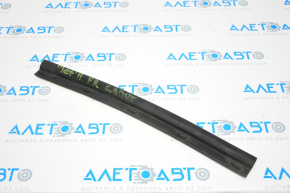 Hood Seal Right VW Jetta 11-18 USA