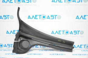 Right plastic windshield wiper grille for VW Jetta 11-18 USA type 1, broken corner