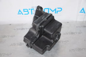 VW Jetta 19-24 Windscreen Washer Reservoir Without Neck