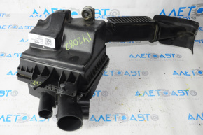 Chevrolet Volt 11-15 air filter housing with air intake, broken fastener