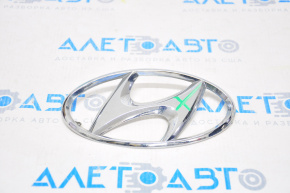 Emblem badge Hyundai trunk lid Hyundai Elantra AD 17-18