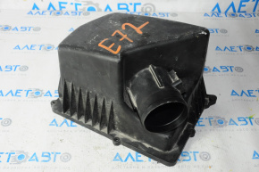 Upper air filter housing cover Jeep Cherokee KL 14-15 2.4 without flow meter
