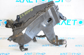 Lexus ES300h 13-18 underhood fuse box without cover