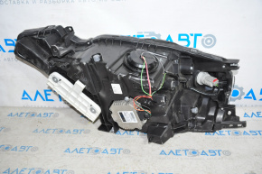 Front right headlight complete Nissan Leaf 11-12 LED with mount