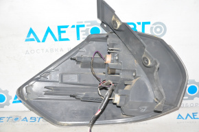Light outer wing right Nissan Rogue 14-16 chip