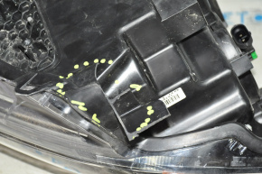 Headlight front right Nissan Rogue 14-16 bare halogen broken housing broken fasteners
