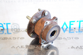 Rear right hub Subaru Outback 15-19