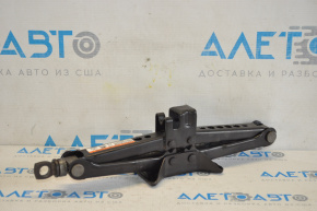 Jack Toyota Camry v70 18-24
