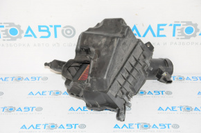 Left air filter housing for Infiniti G25 G35 4d 06-12