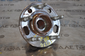Cadillac CTS 14 rear right hub