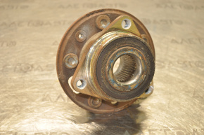 Chevrolet Camaro 16-23 rear right hub, type 1