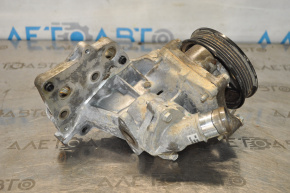 Cooling pump with thermostat housing assembly Chevrolet Cruze 16-