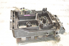Chevrolet Cruze 16 underhood fuse box - no cover