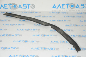 Front bumper seal right Chevrolet Malibu 16-21 broken fastener