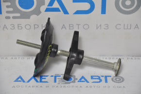 09-23 Dodge Challenger Spare Tire Mount