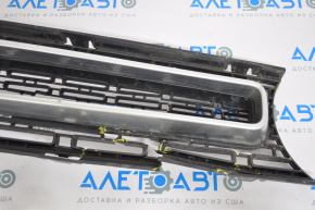 Radiator grill with frame Dodge Challenger 15-23 rest chrome, without emblem, broken