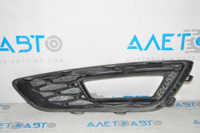 Ford Focus mk3 15-18 right bumper grille, type 2, fog light mount