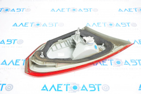 Right inner trunk lid light for a Ford Focus mk3 11-14 pre-rest 4D