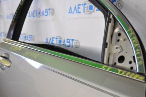 Molding door-glass central front right GMC Terrain 10-17 chrome